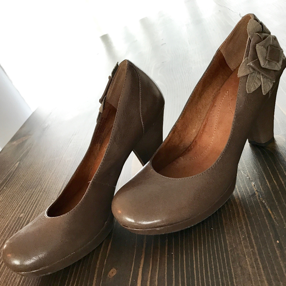 Naya Taupe platform heels